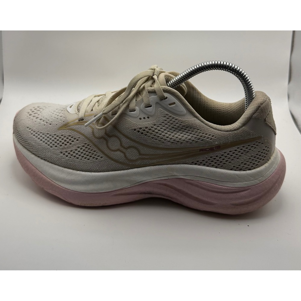 Saucony Ride 15 Running Shoes Womens 7.5 Cream Pink Good S11056-151